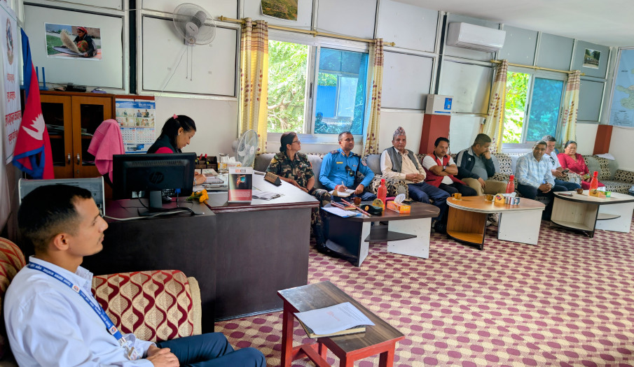 जिल्लास्थित क्रियाशिल राजनीतिक दलहरुबिच छलफल