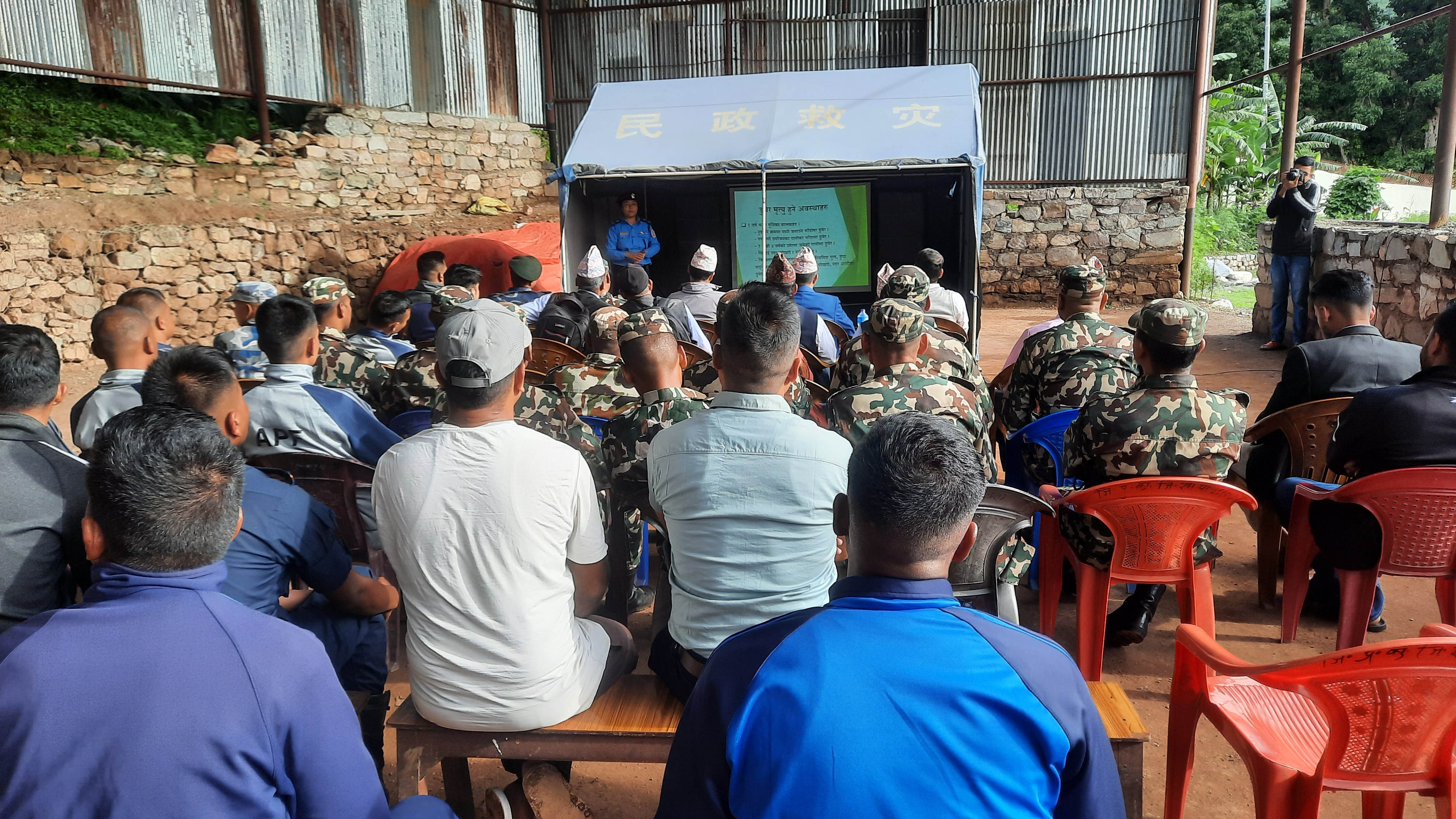 २०८०/०४/०९ गते  World Drowing prevention Day (डुबेर हुने मृत्यु रोकथाम दिवस)मा मन्तव्य राख्दै प्रहरी नायव उपरीक्षक श्री अञ्जना श्रेष्ठ ज्यू