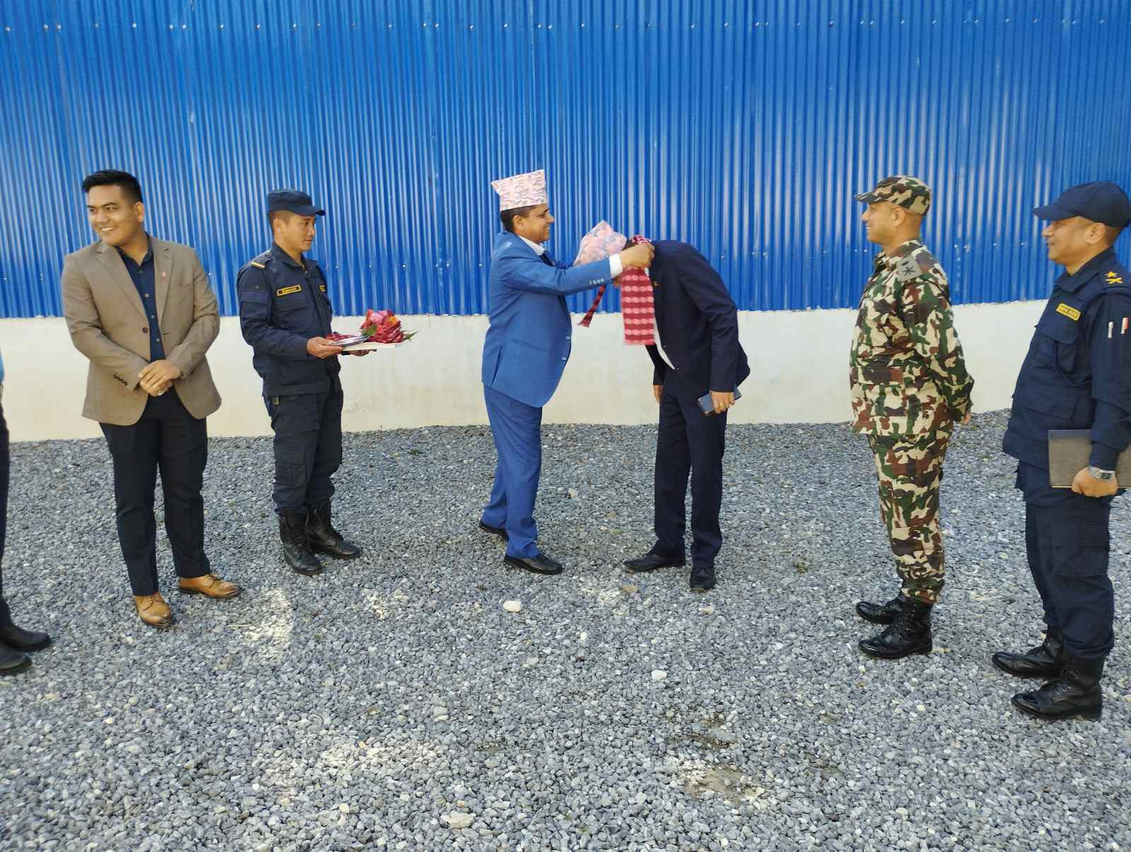 जिल्ला सुरक्षा समिति रोल्पाका पदाधिकारीहरुलाई  प्रमुख जिल्ला अधिकारी श्री माधव प्रसाद शर्मा ज्यूबाट स्वागत गर्नुहुँदै